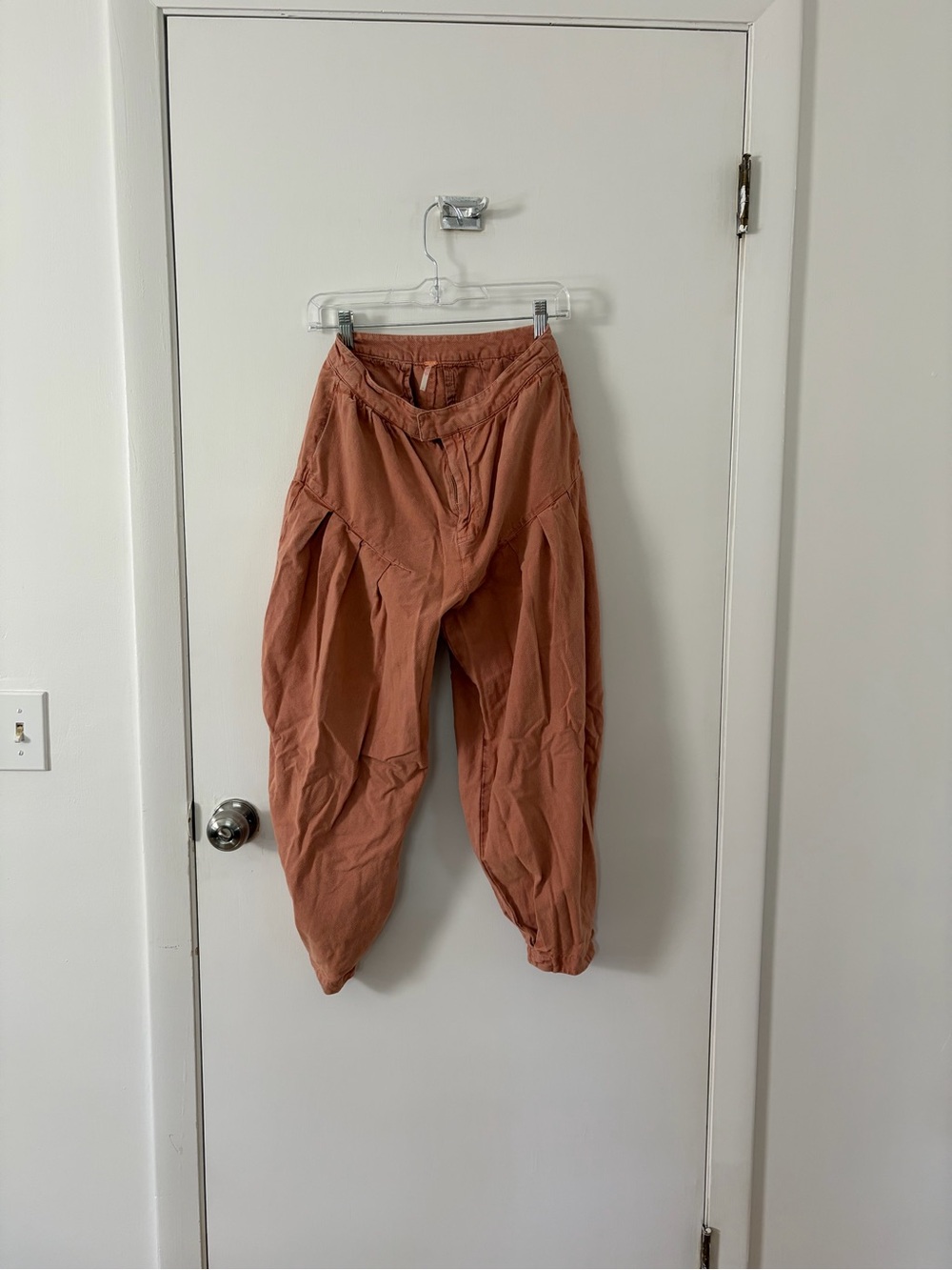 Free People women’s barrel pants in Rusty Terracotta